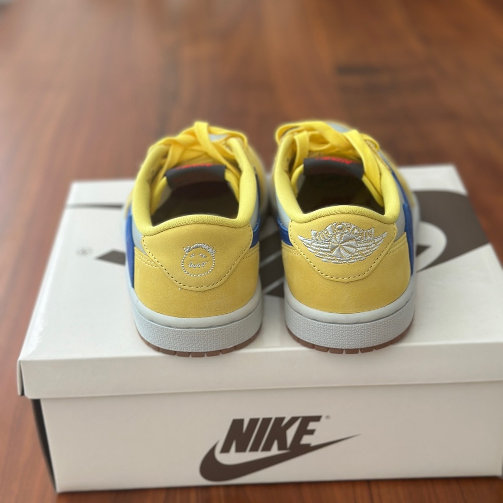 Nike Travis Scott x Air Jordan 1 Retro Low OG Womens - Picture 5 of 12